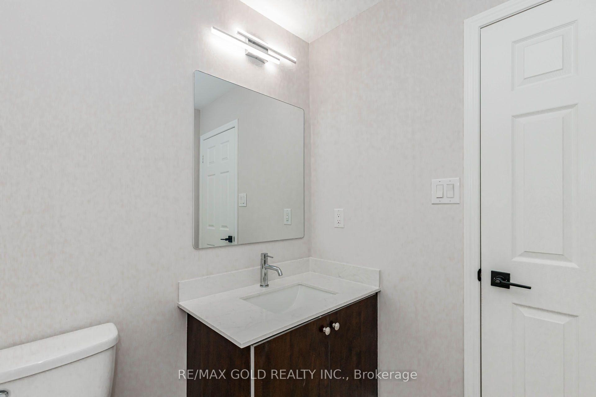 Photo 33 of 70 Longboat Run W, Brantford, Empire South — HOMEH