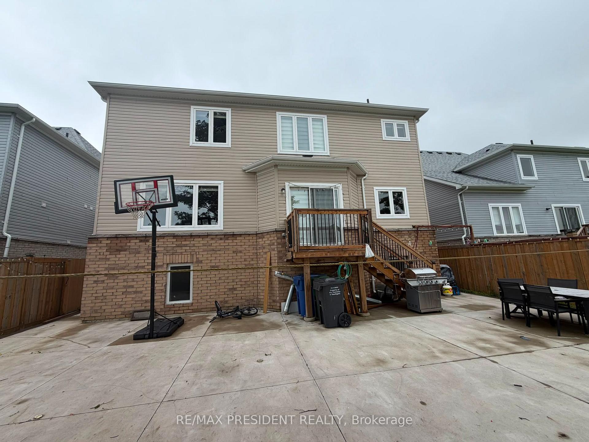Photo 13 of 37 Todd Crescent, Southgate — HOMEH