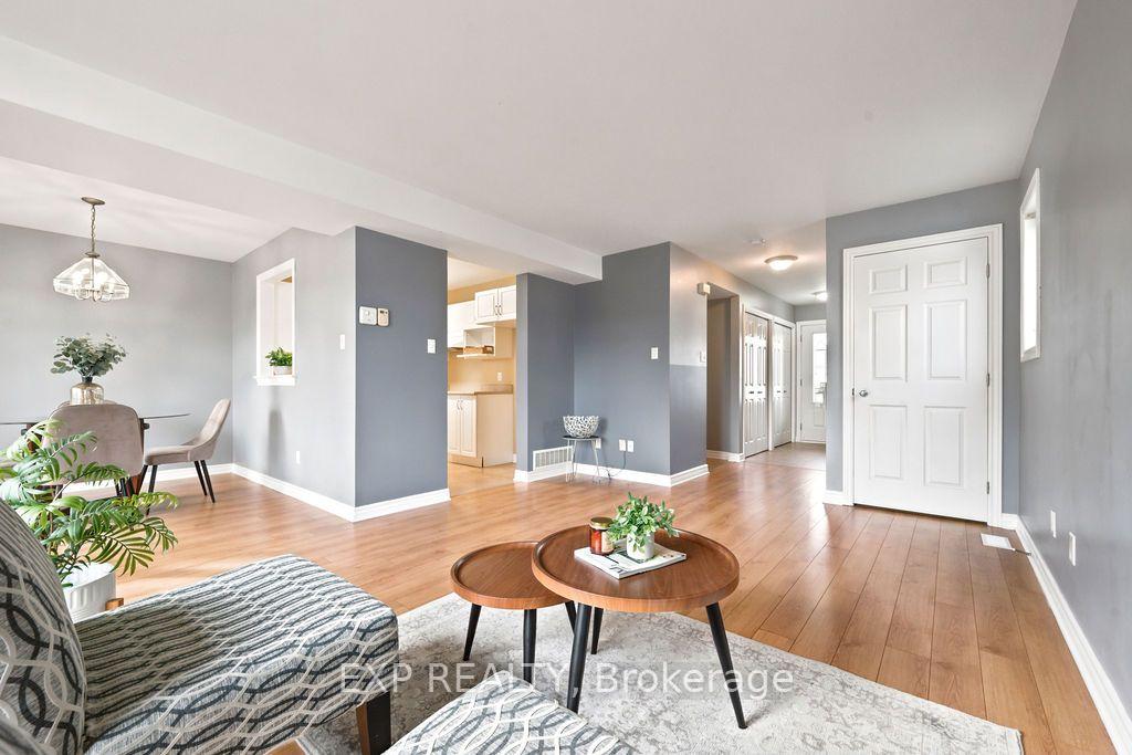 Photo 5 of 131 Elk Street, Renfrew, Renfrew — HOMEH