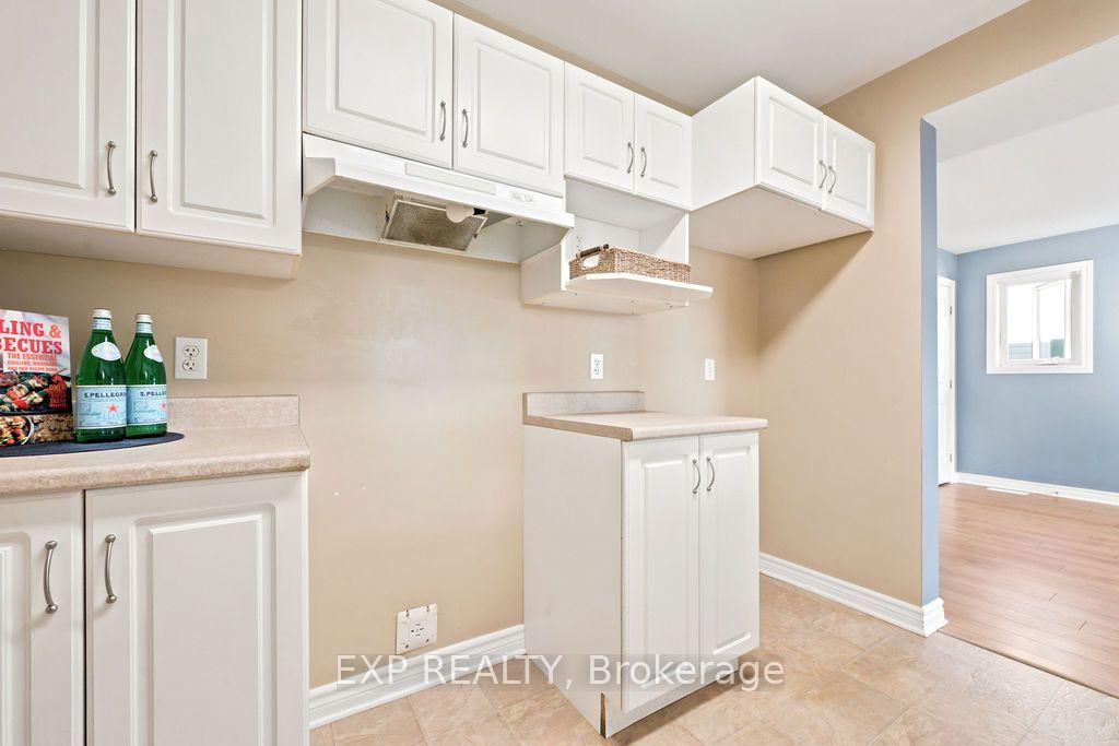 Photo 8 of 131 Elk Street, Renfrew, Renfrew — HOMEH