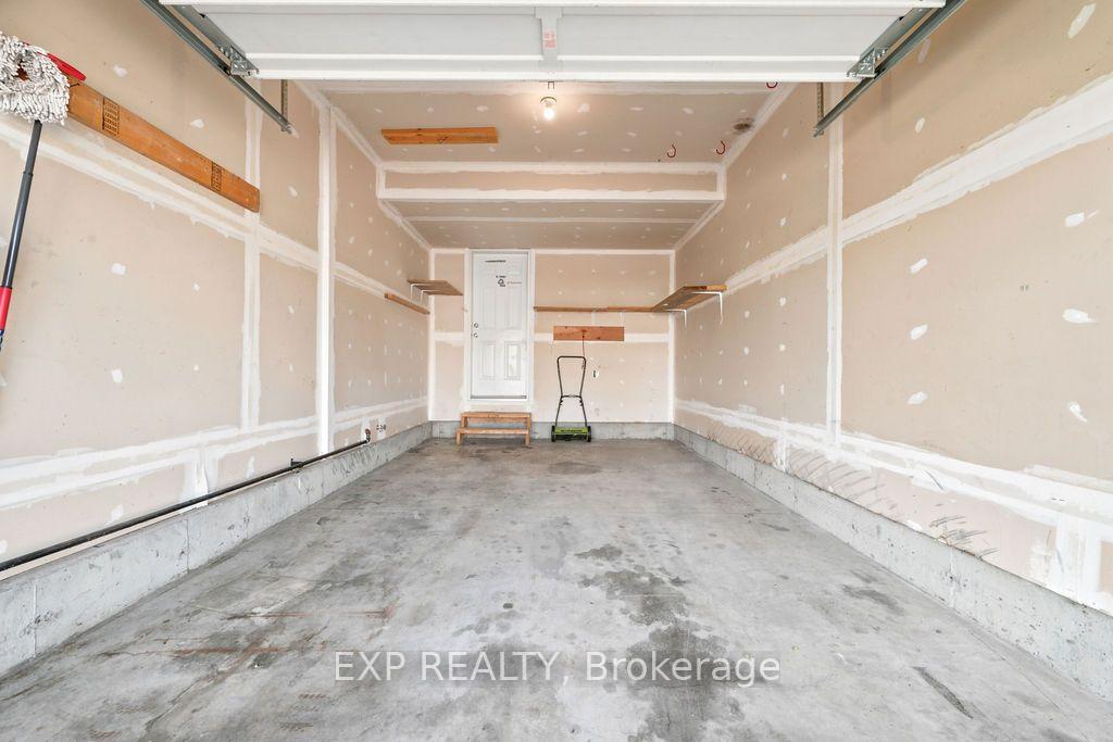 Photo 20 of 131 Elk Street, Renfrew, Renfrew — HOMEH