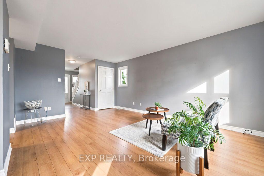 Photo 25 of 131 Elk Street, Renfrew, Renfrew — HOMEH