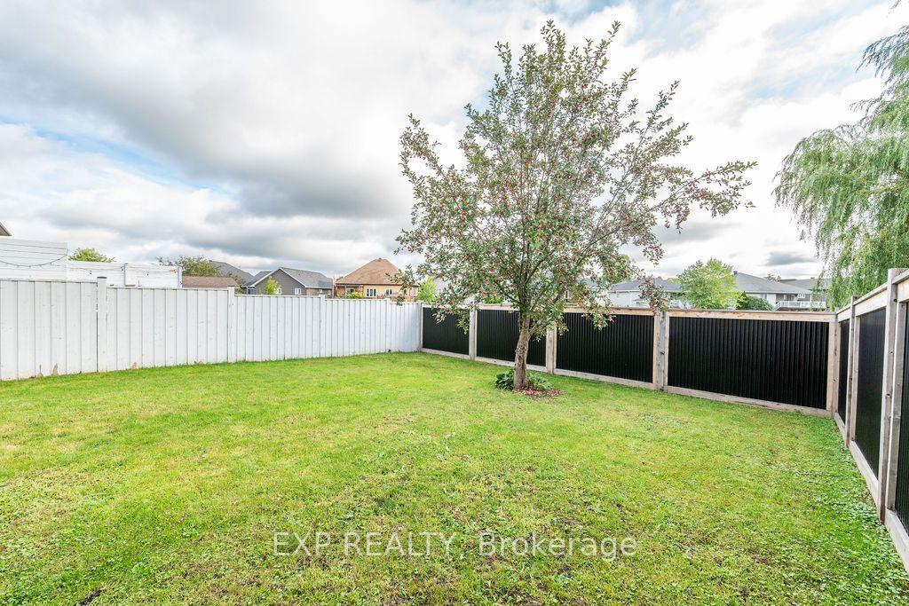 Photo 40 of 131 Elk Street, Renfrew, Renfrew — HOMEH