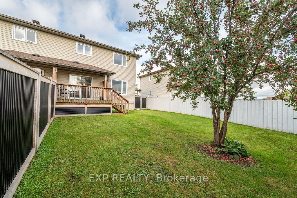Photo 41 of 131 Elk Street, Renfrew, Renfrew — HOMEH