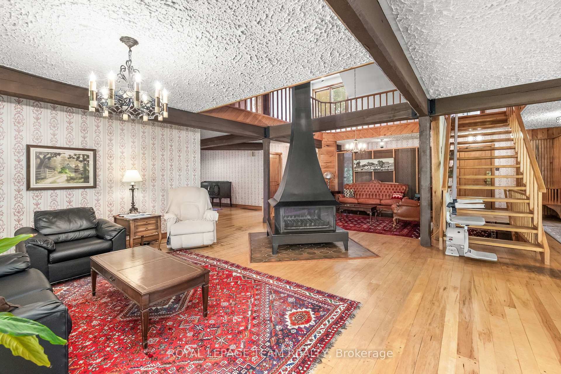 Photo 17 of 14 Taunton Place, Ottawa, Rothwell Heights — HOMEH