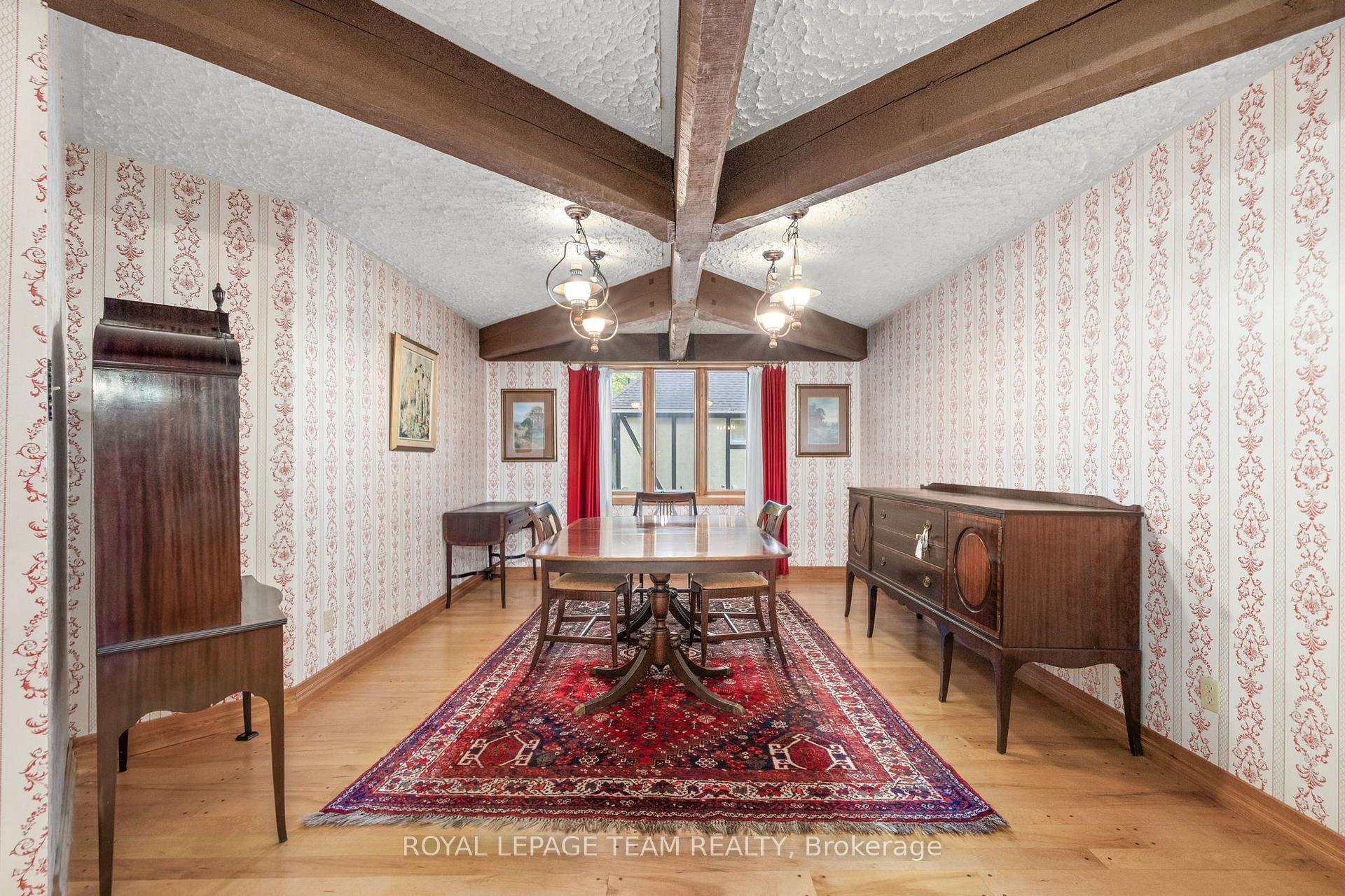 Photo 22 of 14 Taunton Place, Ottawa, Rothwell Heights — HOMEH