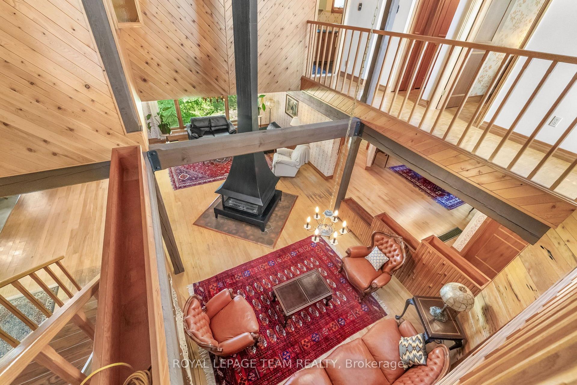 Photo 26 of 14 Taunton Place, Ottawa, Rothwell Heights — HOMEH