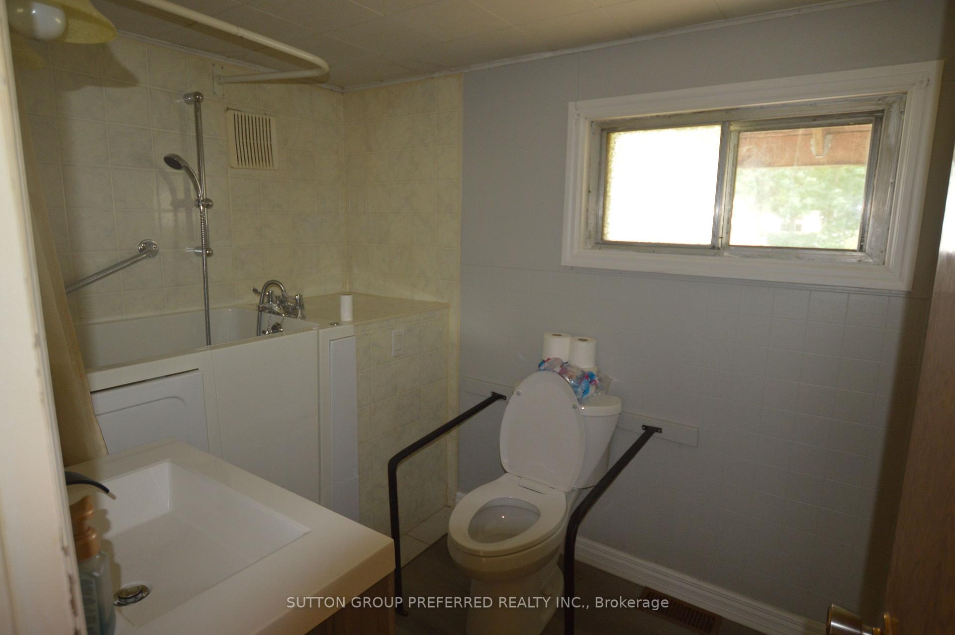 Photo 27 of 168 Centre Street, Dutton/Dunwich, Dutton — HOMEH