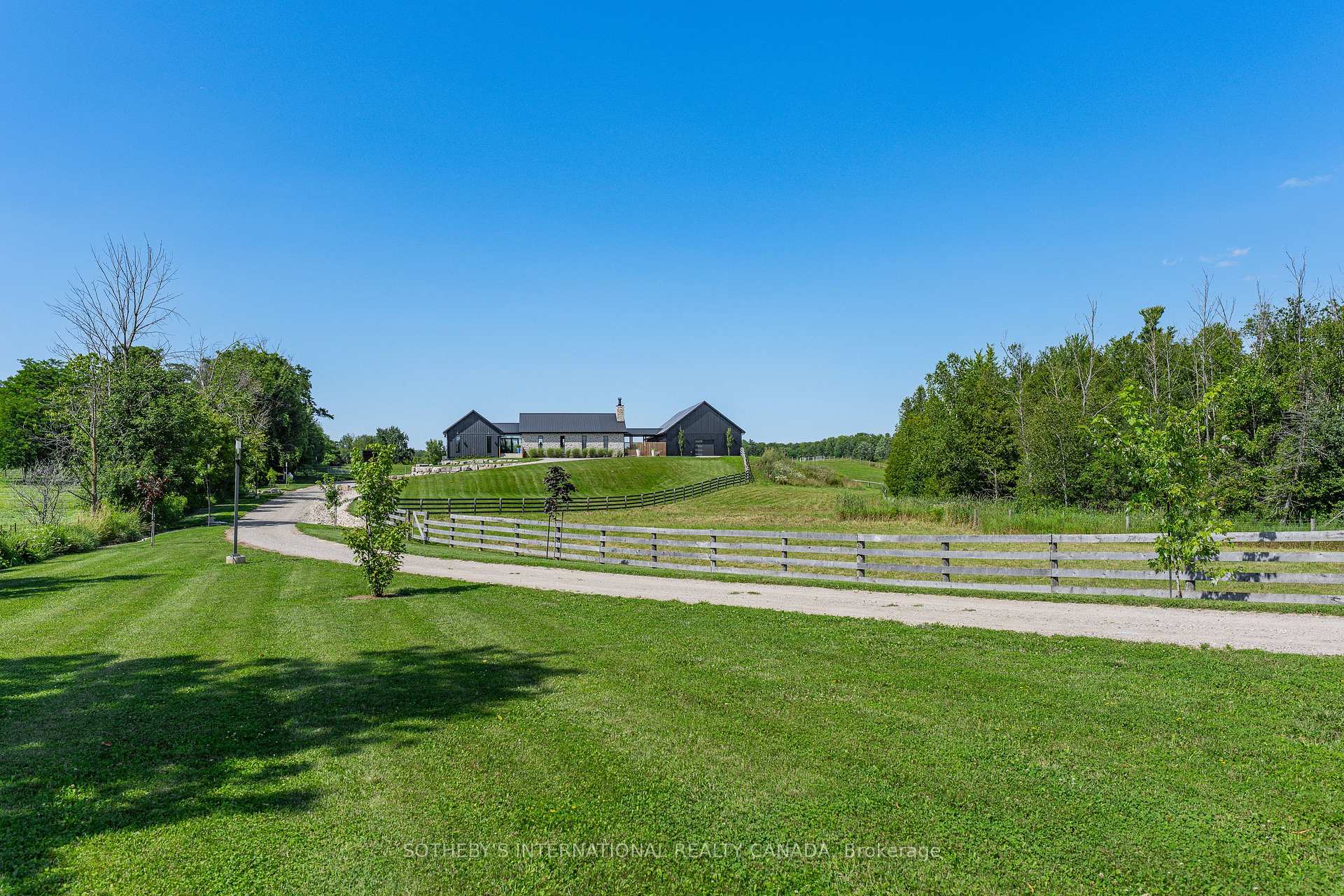 Photo 4 of 6808 Gore Road, Puslinch, Crieff/Aikensville/Killean — HOMEH