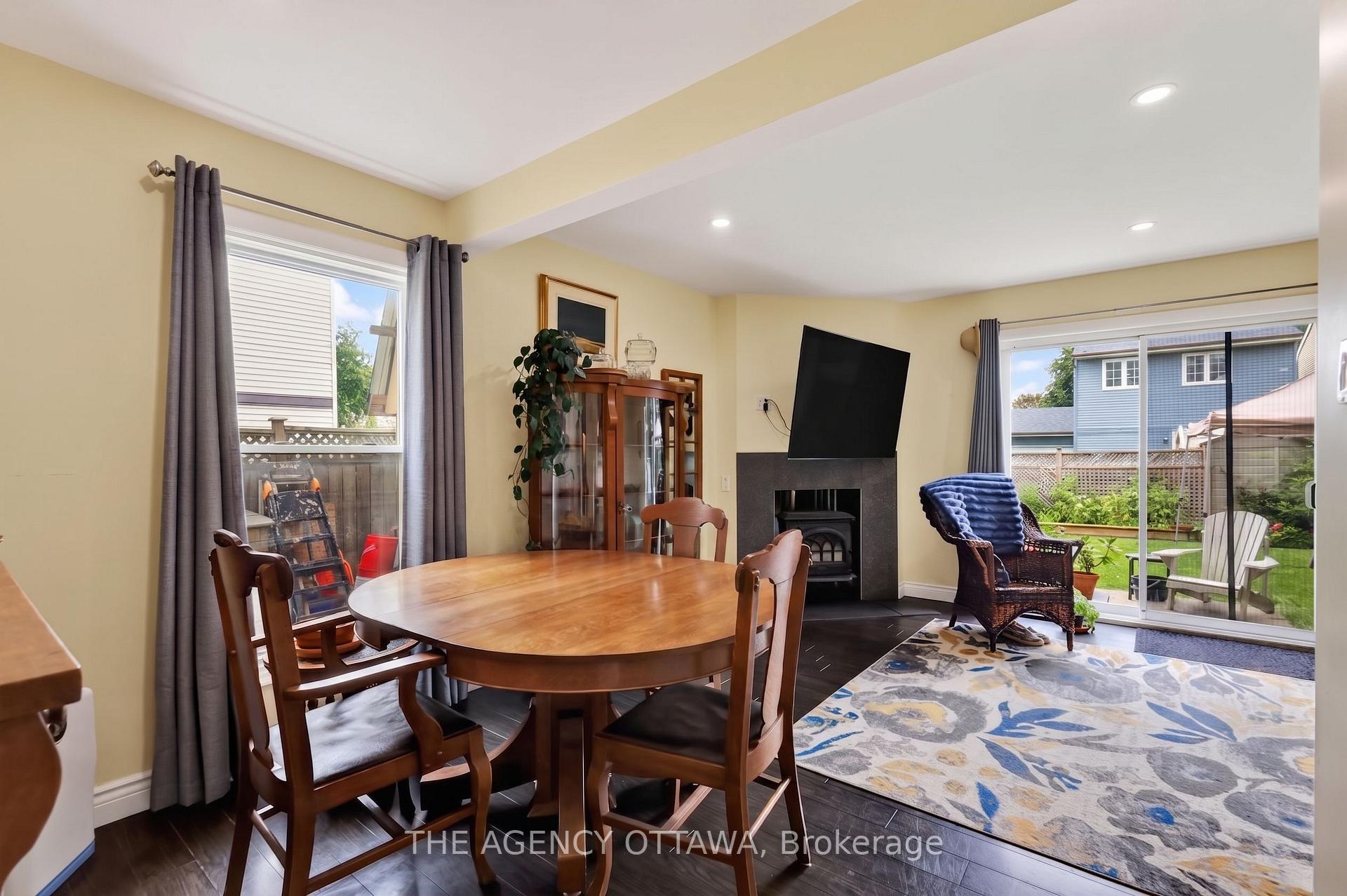 Photo 12 of 1775 Stonehenge Crescent, Ottawa, Pineview — HOMEH