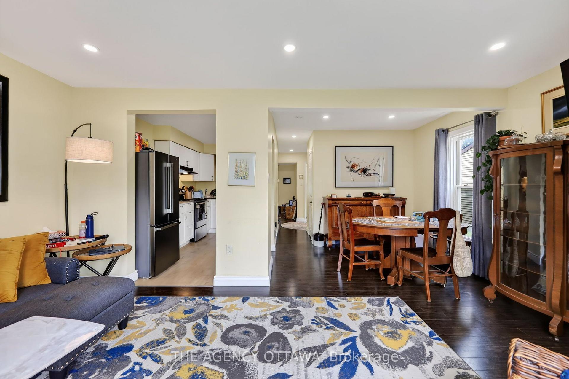 Photo 15 of 1775 Stonehenge Crescent, Ottawa, Pineview — HOMEH