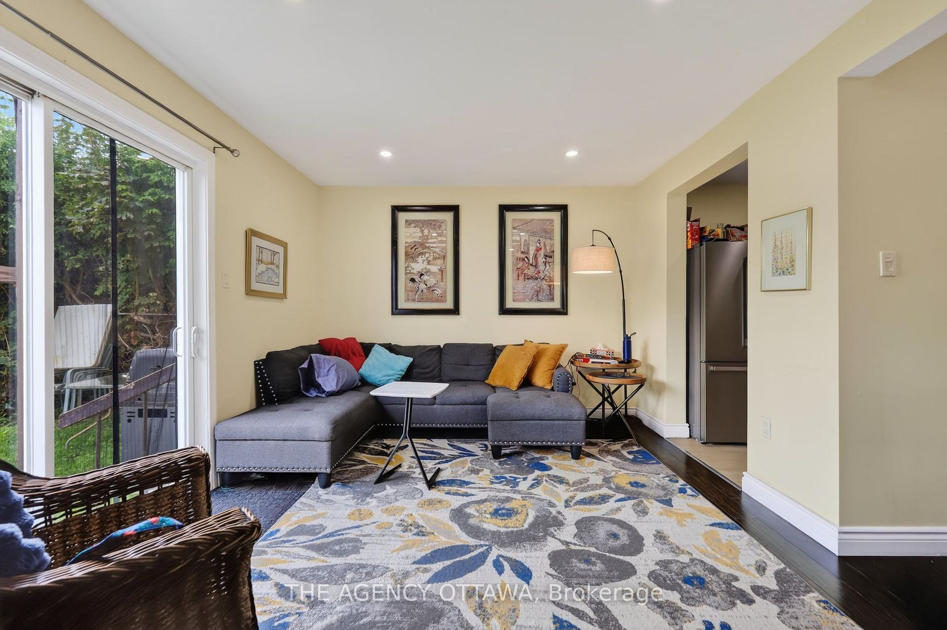 Photo 20 of 1775 Stonehenge Crescent, Ottawa, Pineview — HOMEH