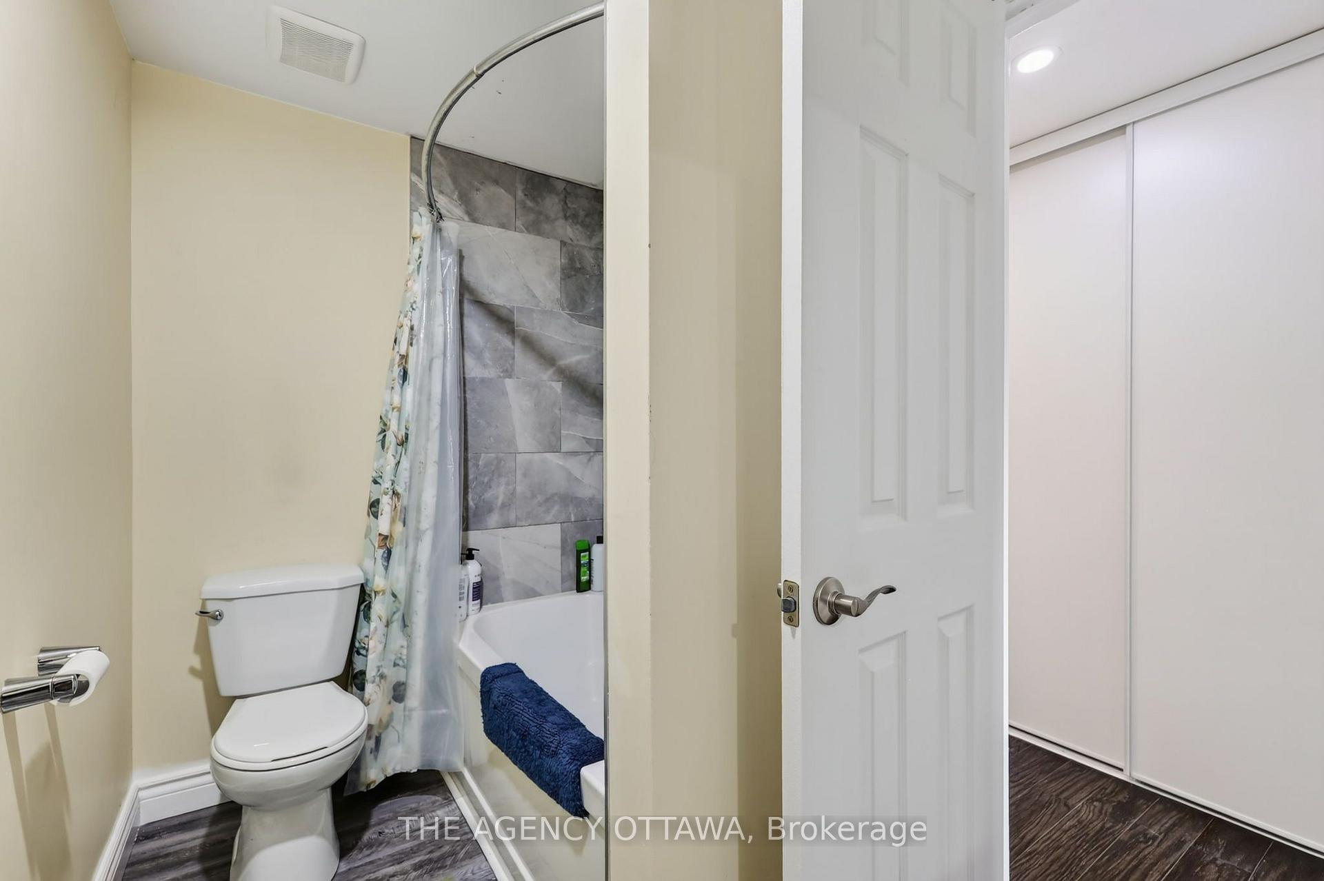Photo 25 of 1775 Stonehenge Crescent, Ottawa, Pineview — HOMEH