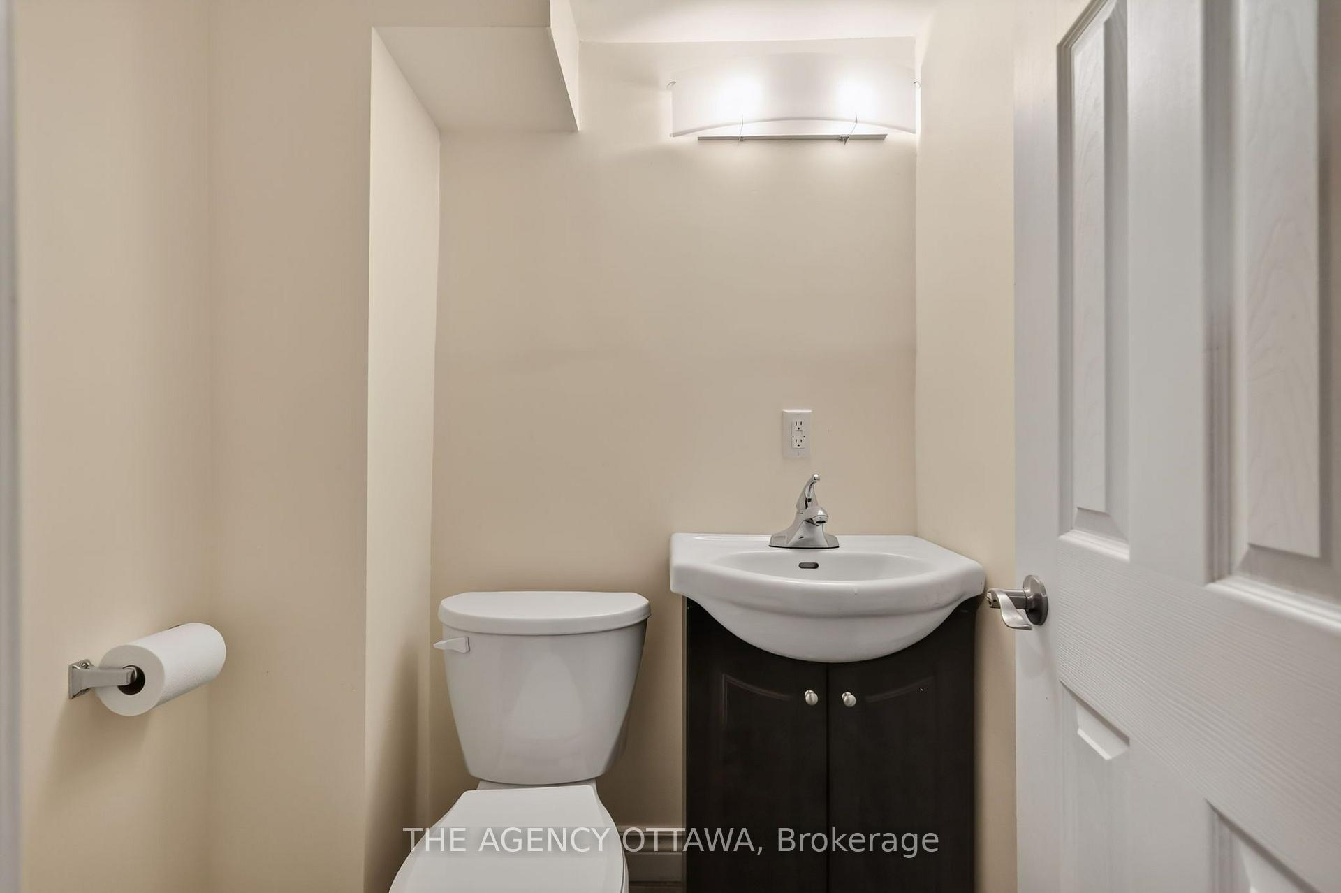 Photo 30 of 1775 Stonehenge Crescent, Ottawa, Pineview — HOMEH