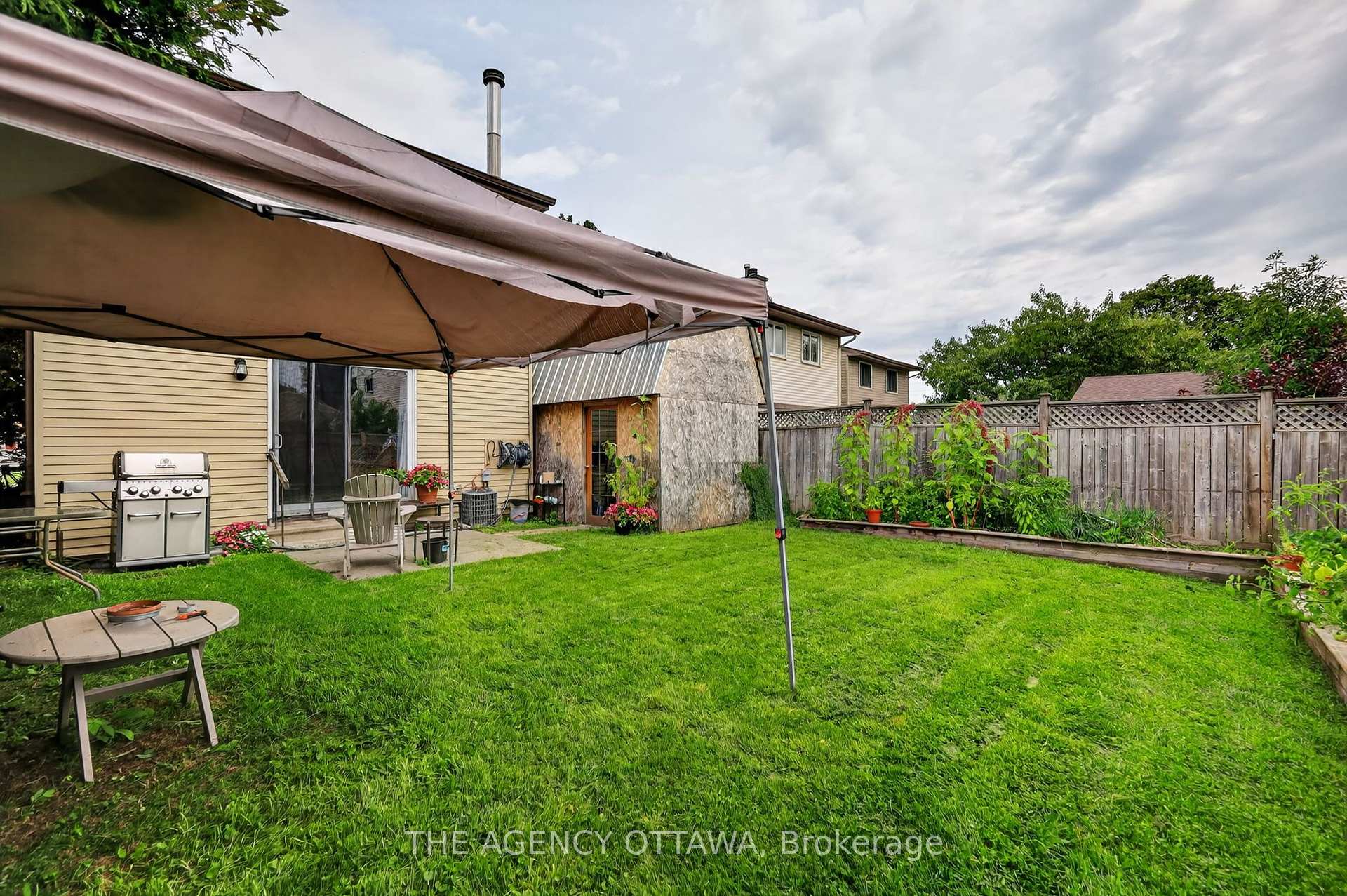Photo 37 of 1775 Stonehenge Crescent, Ottawa, Pineview — HOMEH