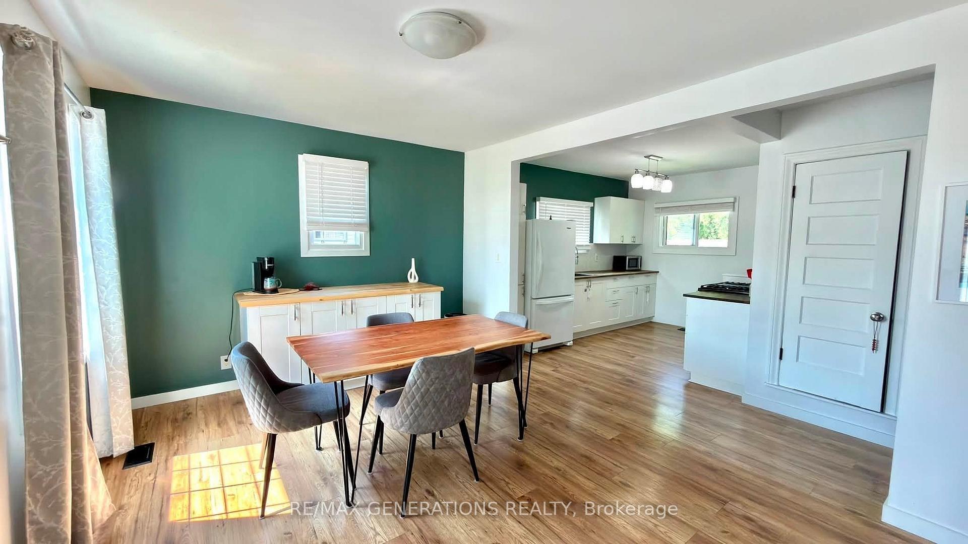 Photo 6 of 454 Algoma Street N, Thunder Bay, Shuniah — HOMEH