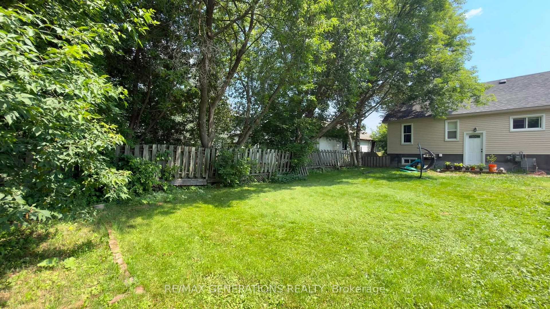 Photo 27 of 454 Algoma Street N, Thunder Bay, Shuniah — HOMEH