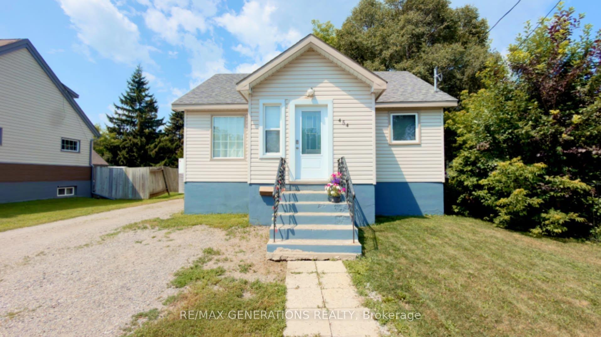 Photo 1 of 454 Algoma Street N, Thunder Bay, Shuniah — HOMEH