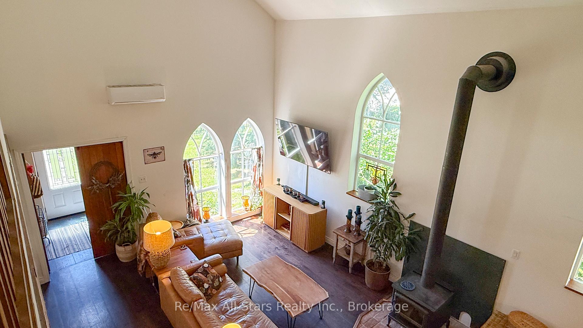 Photo 7 of 36 Emily Street E, Clarington, Newcastle — HOMEH