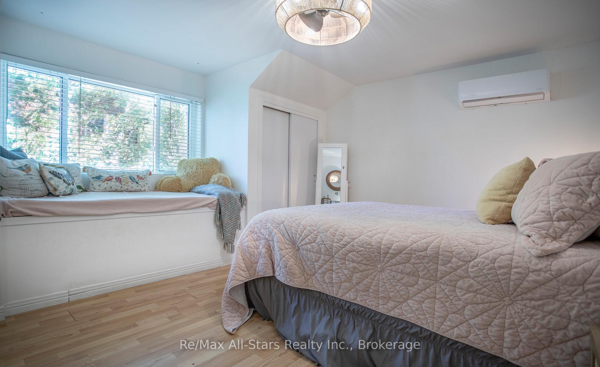 Photo 28 of 36 Emily Street E, Clarington, Newcastle — HOMEH