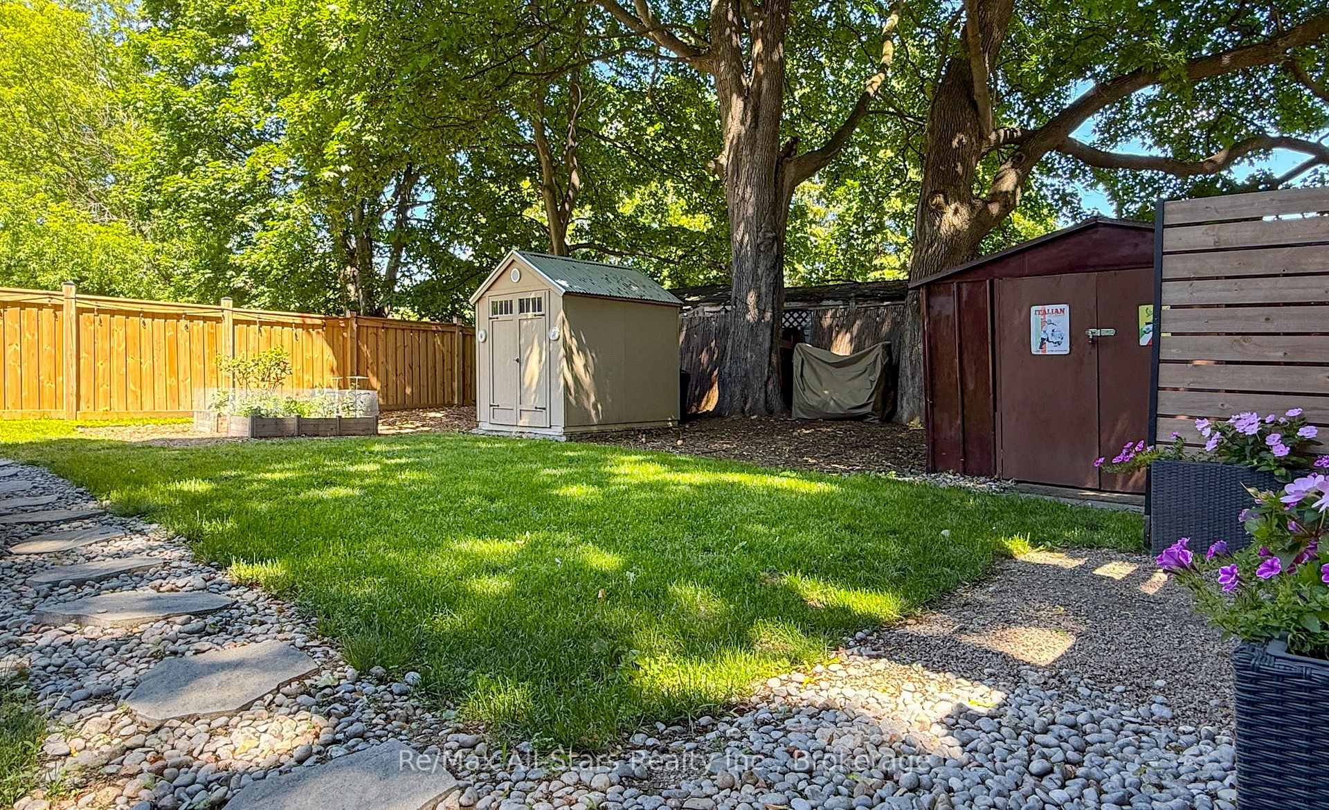 Photo 41 of 36 Emily Street E, Clarington, Newcastle — HOMEH