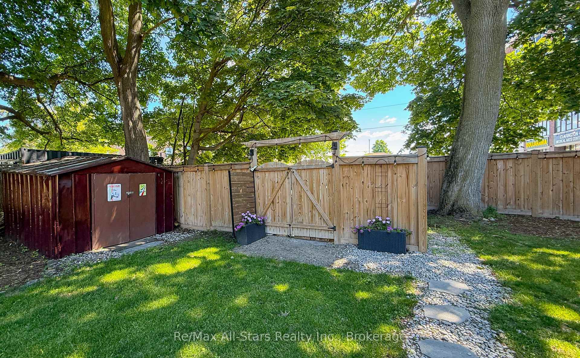 Photo 42 of 36 Emily Street E, Clarington, Newcastle — HOMEH