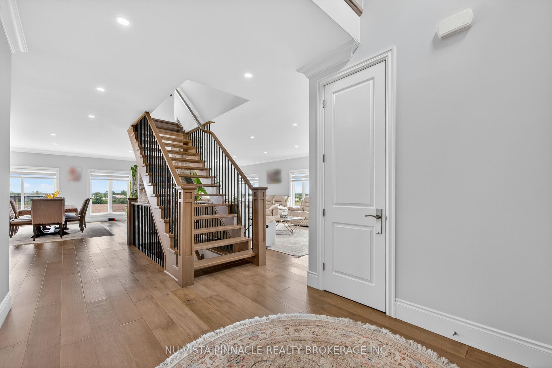 Photo 6 of 9507 Charlton Drive, Middlesex Centre, Rural Middlesex Centre — HOMEH