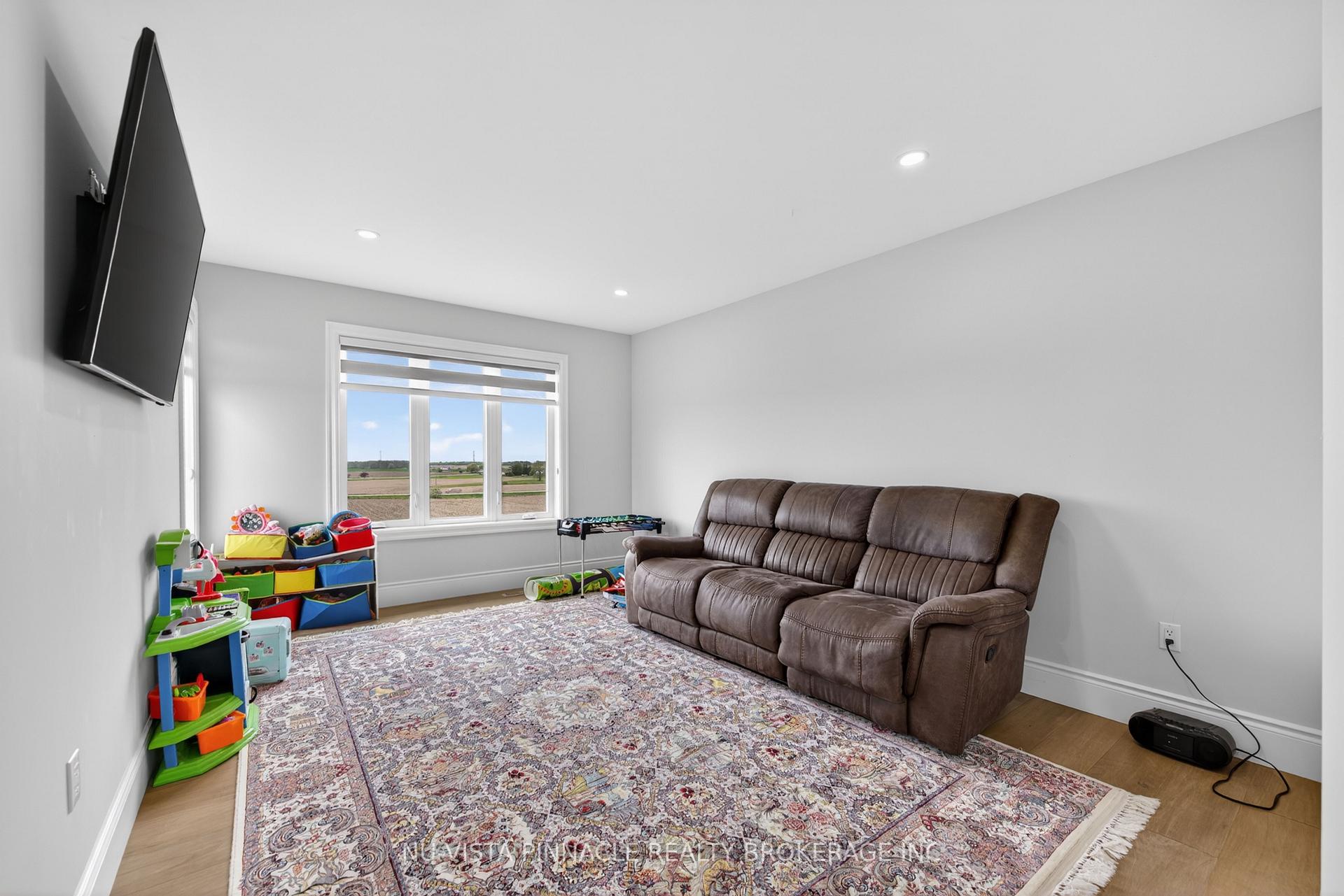 Photo 22 of 9507 Charlton Drive, Middlesex Centre, Rural Middlesex Centre — HOMEH
