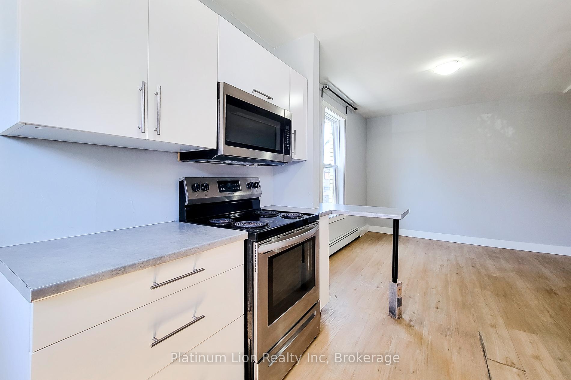 Photo 6 of Unit A, 304 Barton Street, Hamilton, Landsdale — HOMEH