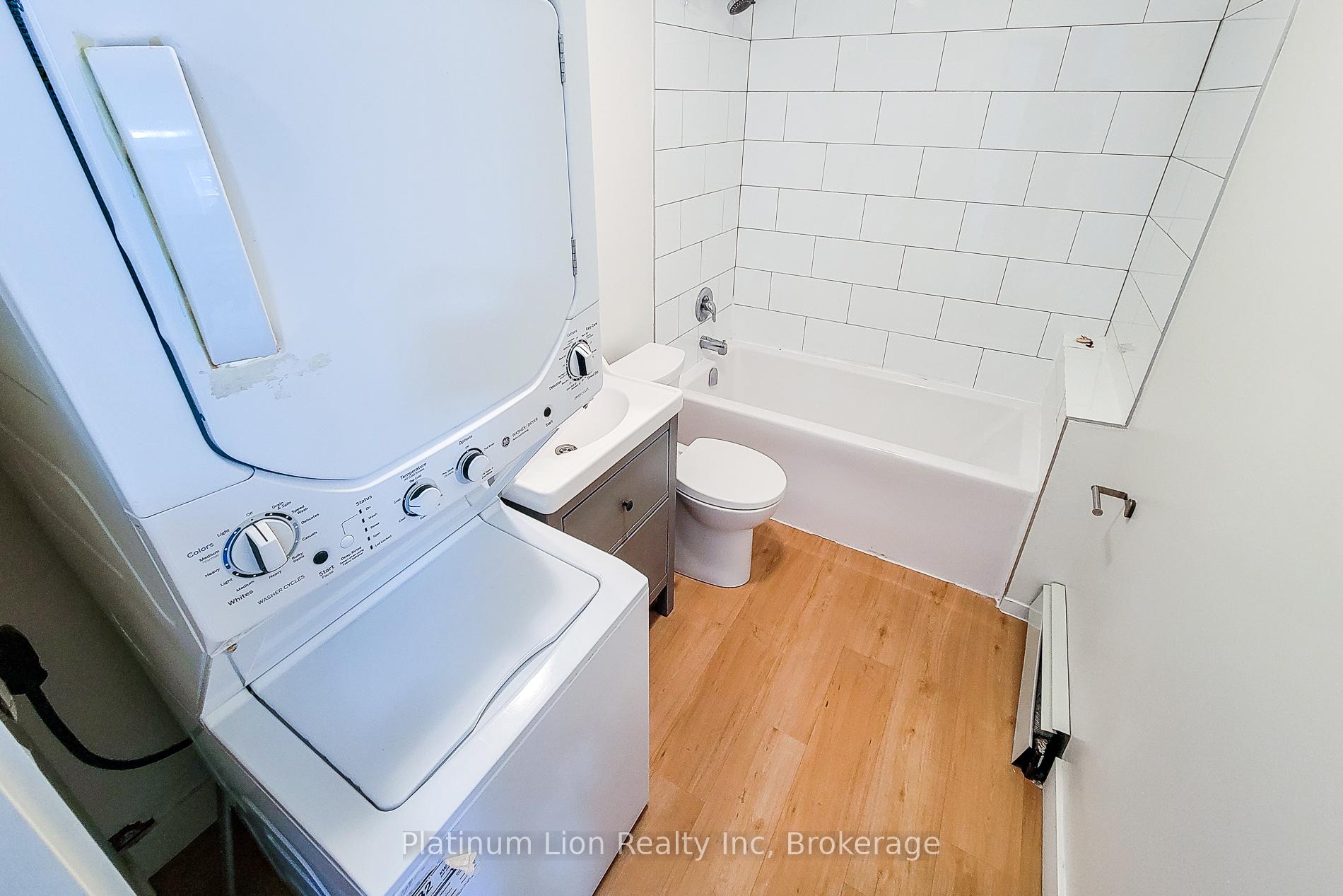 Photo 15 of Unit A, 304 Barton Street, Hamilton, Landsdale — HOMEH
