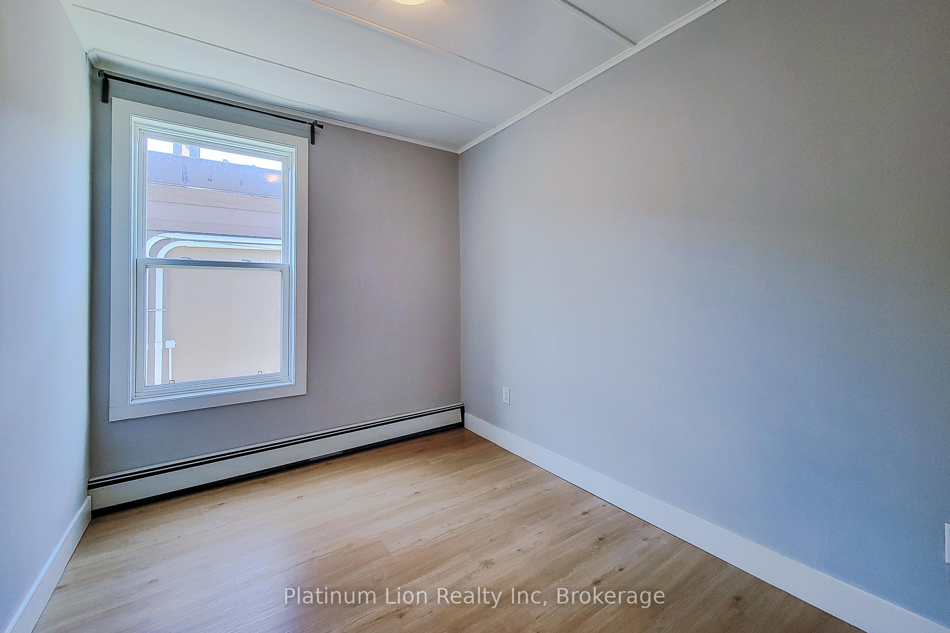 Photo 17 of Unit A, 304 Barton Street, Hamilton, Landsdale — HOMEH