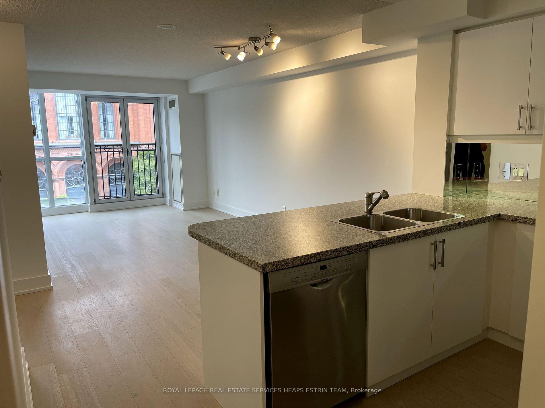 Photo 6 of Unit 310, 308 Palmerston Avenue, Toronto, Trinity-Bellwoods — HOMEH