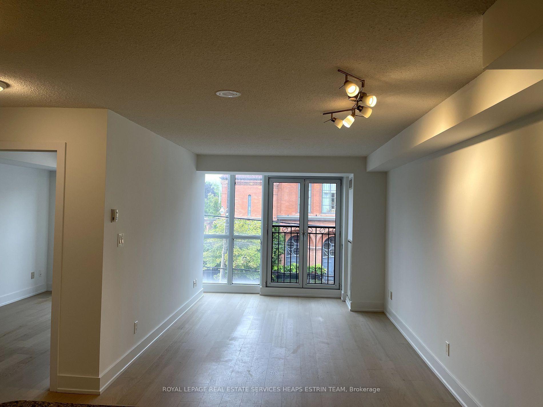 Photo 8 of Unit 310, 308 Palmerston Avenue, Toronto, Trinity-Bellwoods — HOMEH
