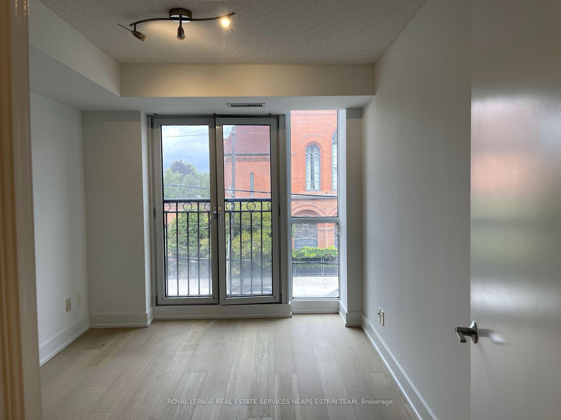 Photo 11 of Unit 310, 308 Palmerston Avenue, Toronto, Trinity-Bellwoods — HOMEH