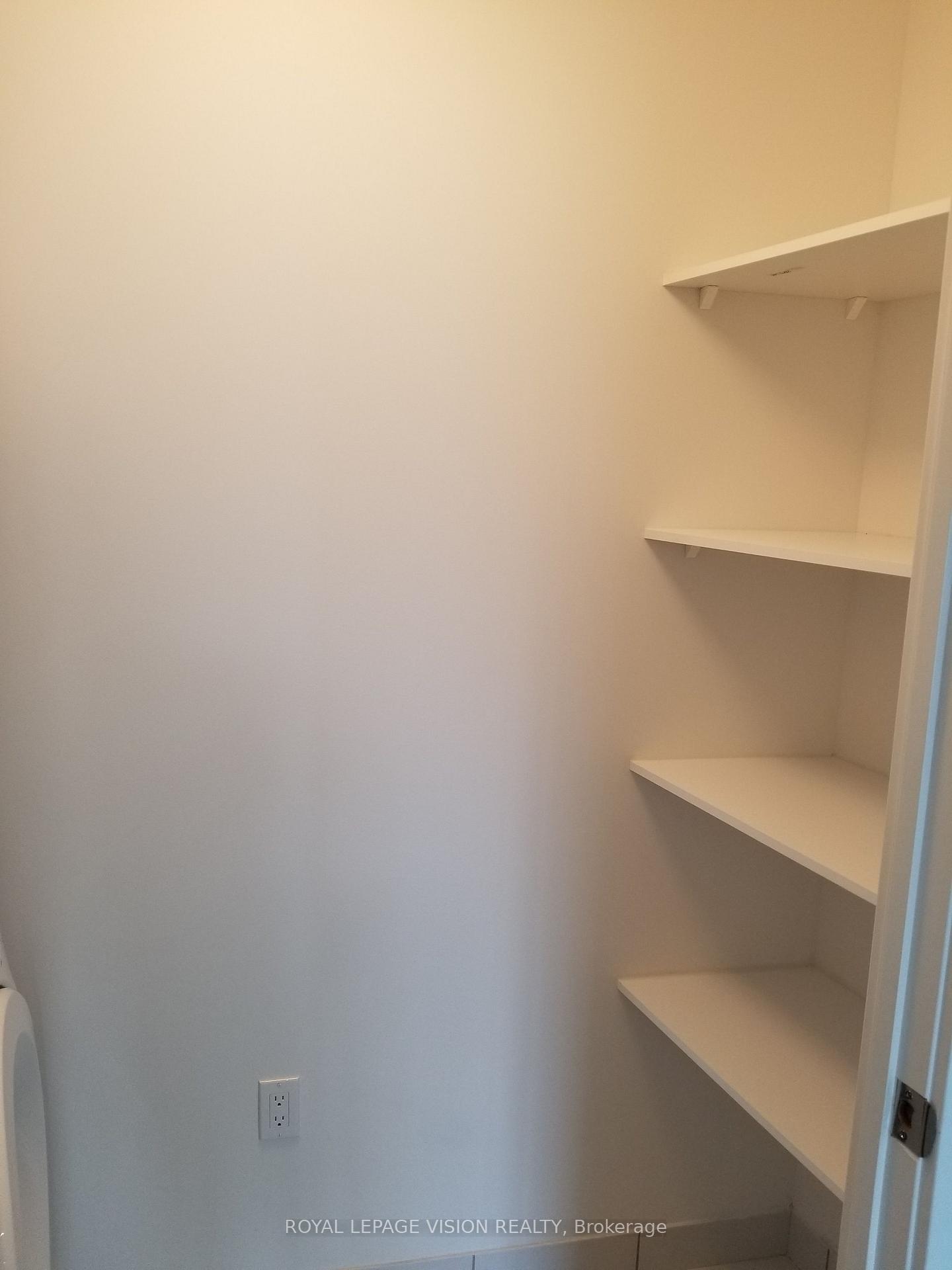 Photo 5 of Unit 4413, 10 York Street, Toronto, Waterfront Communities — HOMEH