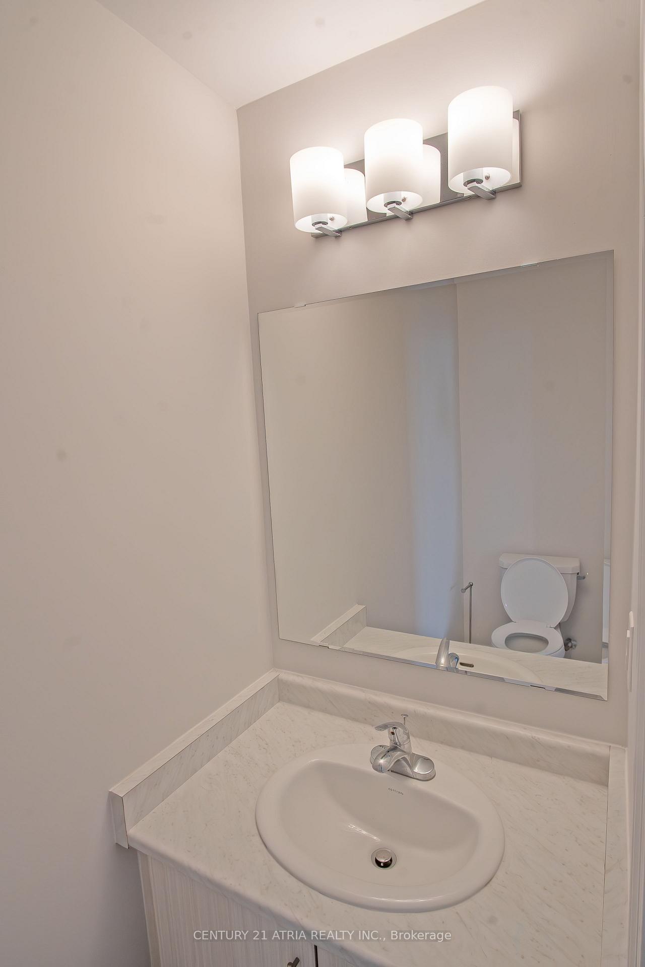 Photo 11 of 18 Imperial College Lane, Markham, Wismer — HOMEH