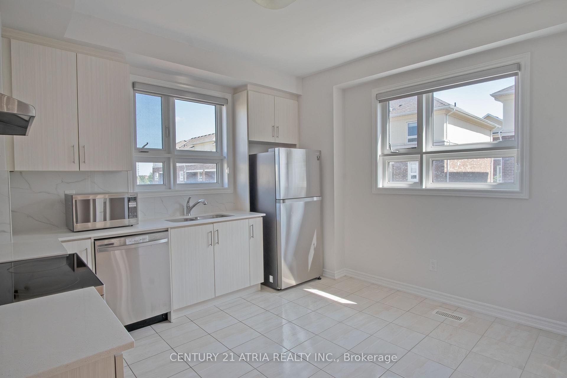 Photo 13 of 18 Imperial College Lane, Markham, Wismer — HOMEH