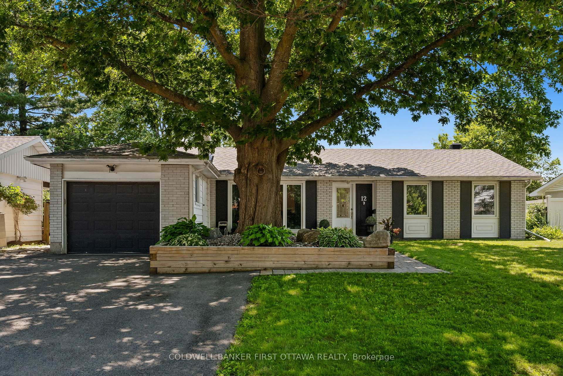 Photo 3 of 12 Bradgate Drive, Ottawa, Briargreen — HOMEH