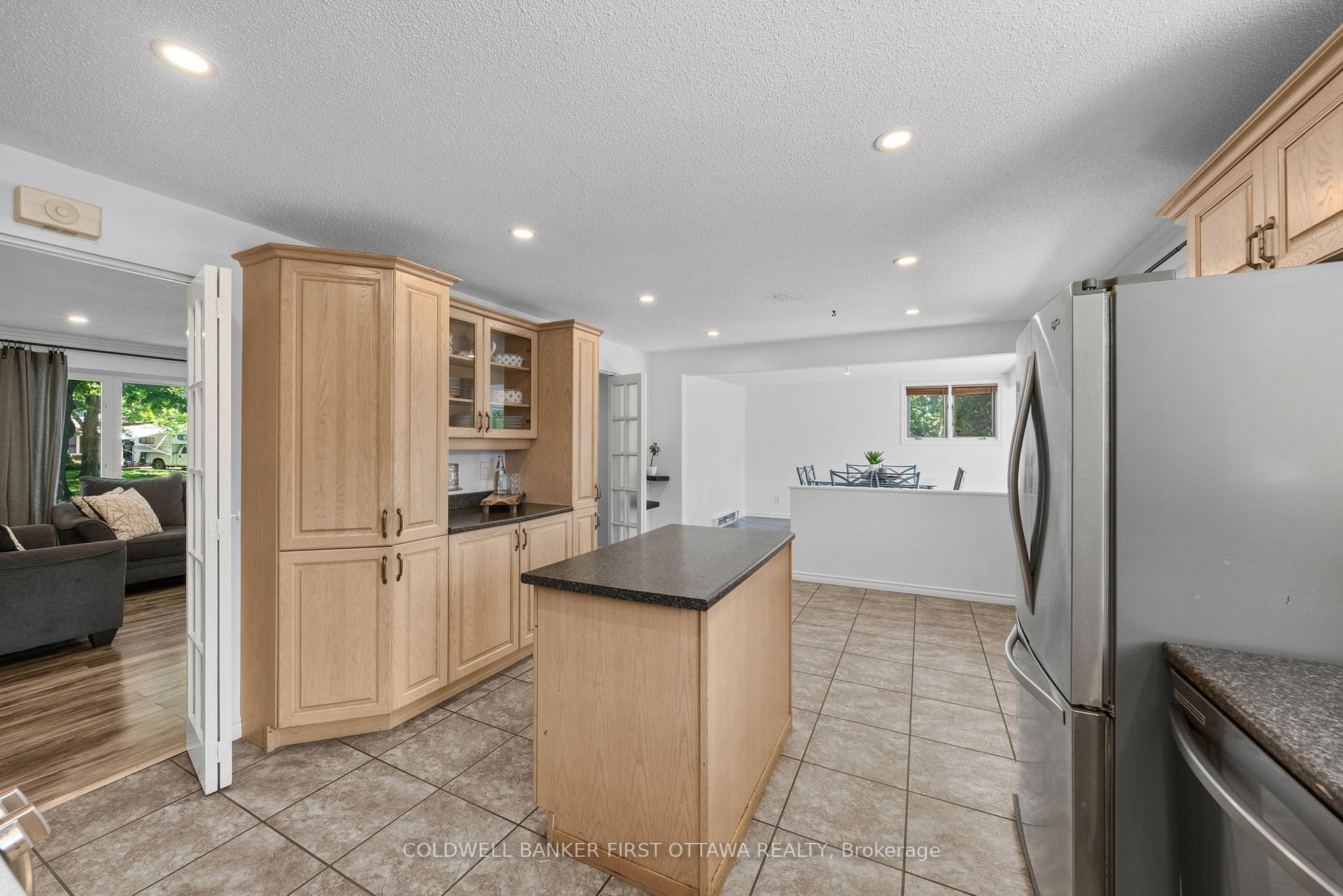 Photo 14 of 12 Bradgate Drive, Ottawa, Briargreen — HOMEH