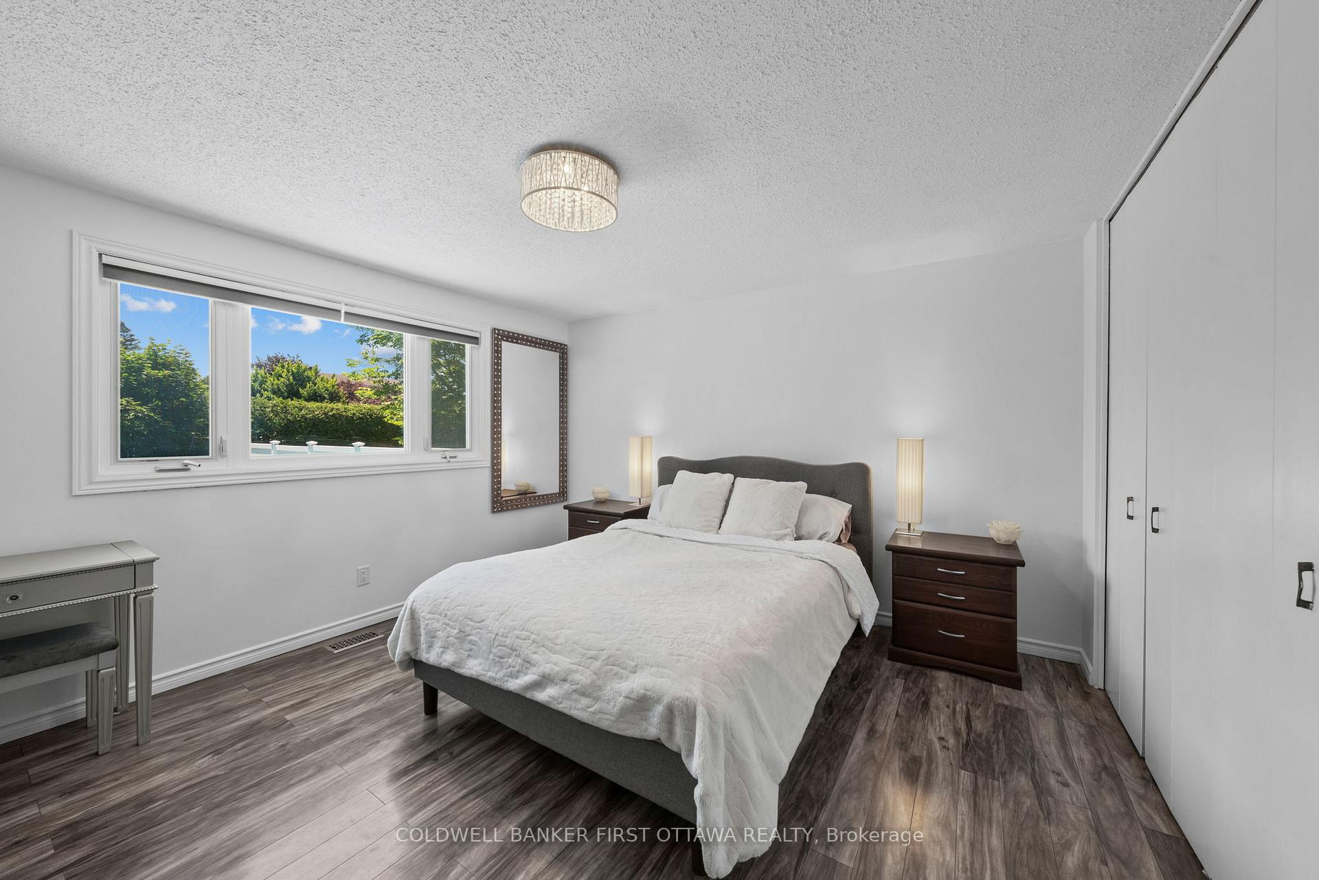 Photo 19 of 12 Bradgate Drive, Ottawa, Briargreen — HOMEH