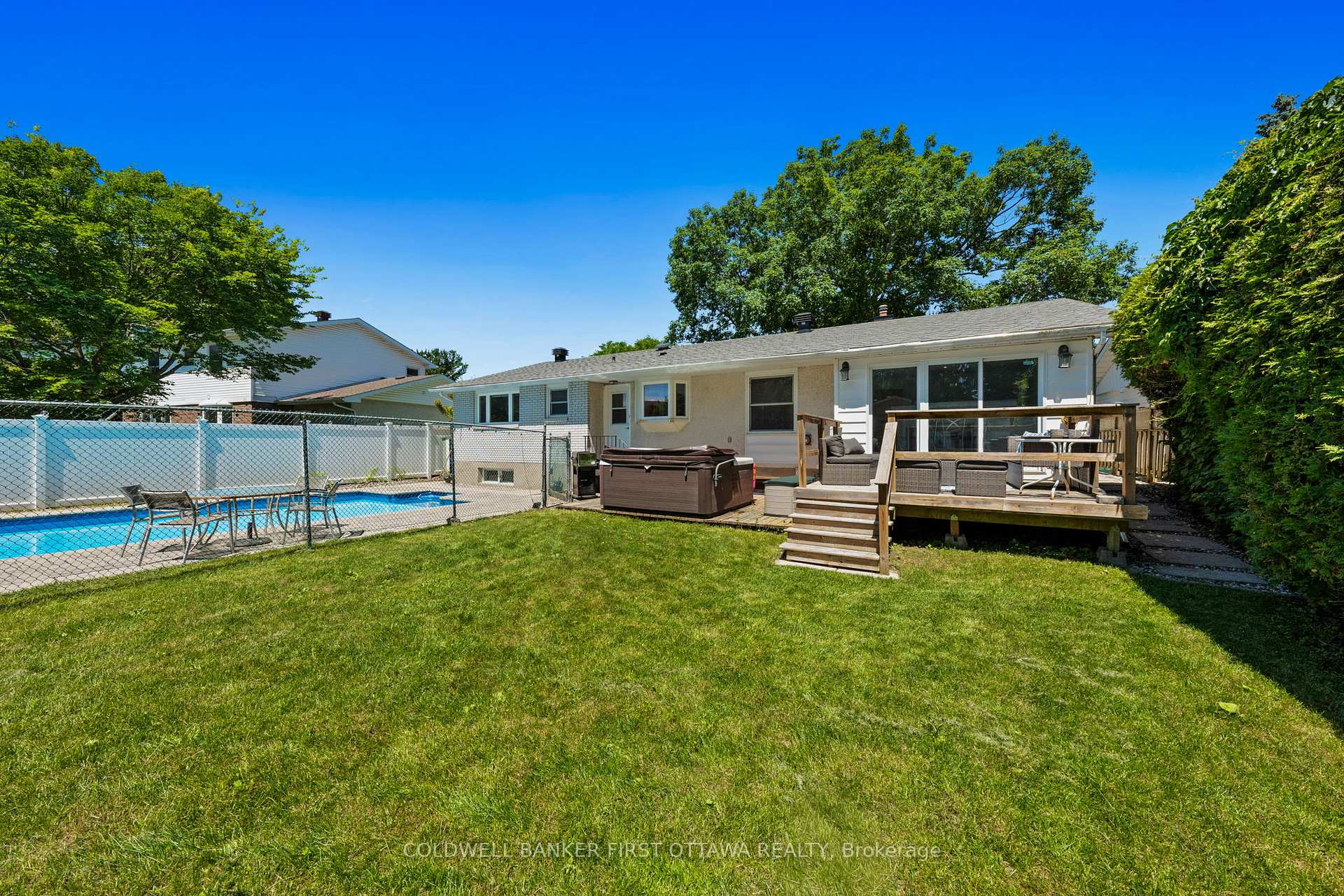 Photo 37 of 12 Bradgate Drive, Ottawa, Briargreen — HOMEH