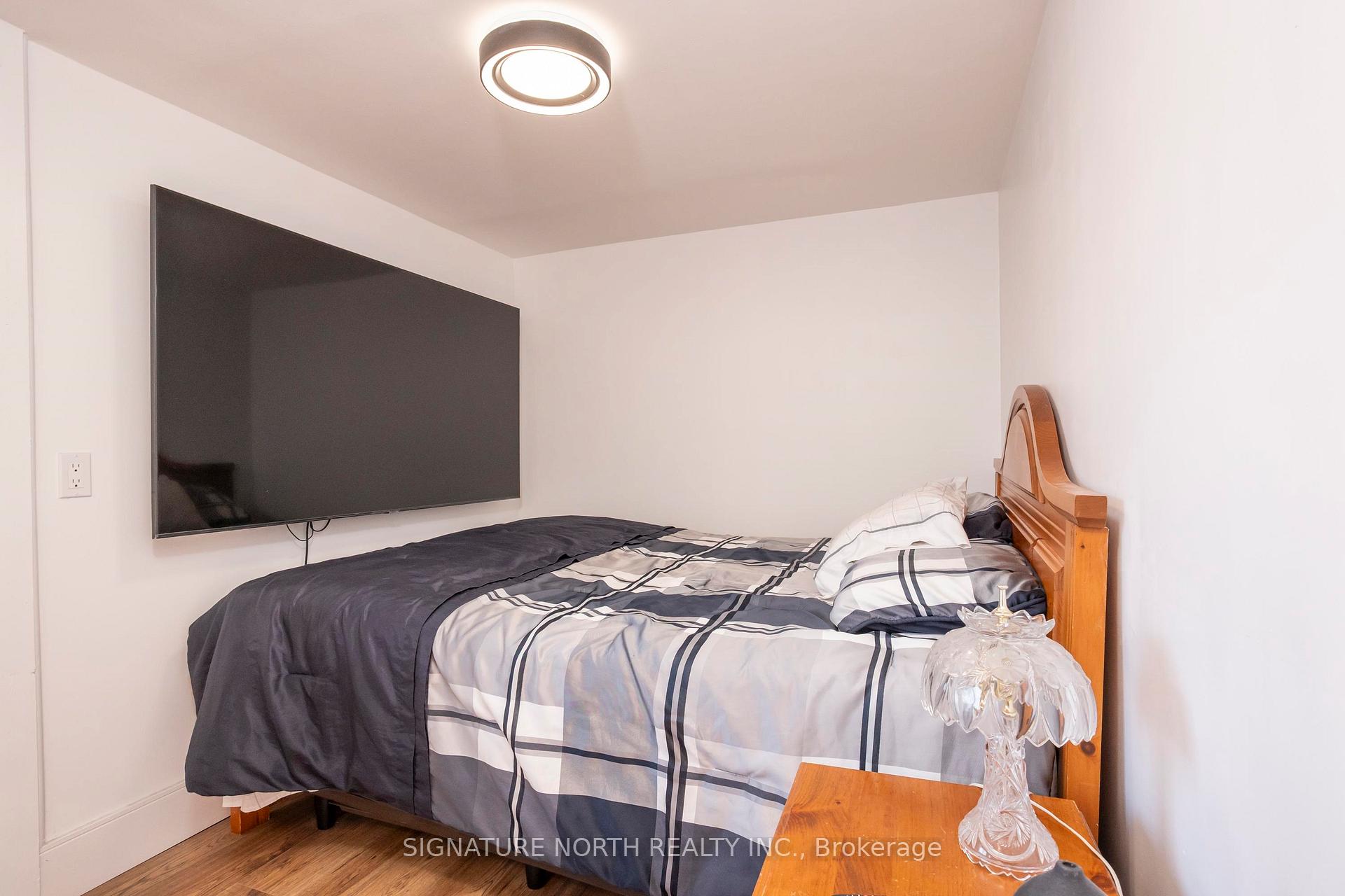 Photo 31 of 105 Machar Avenue, Thunder Bay, Court / Cumberland — HOMEH
