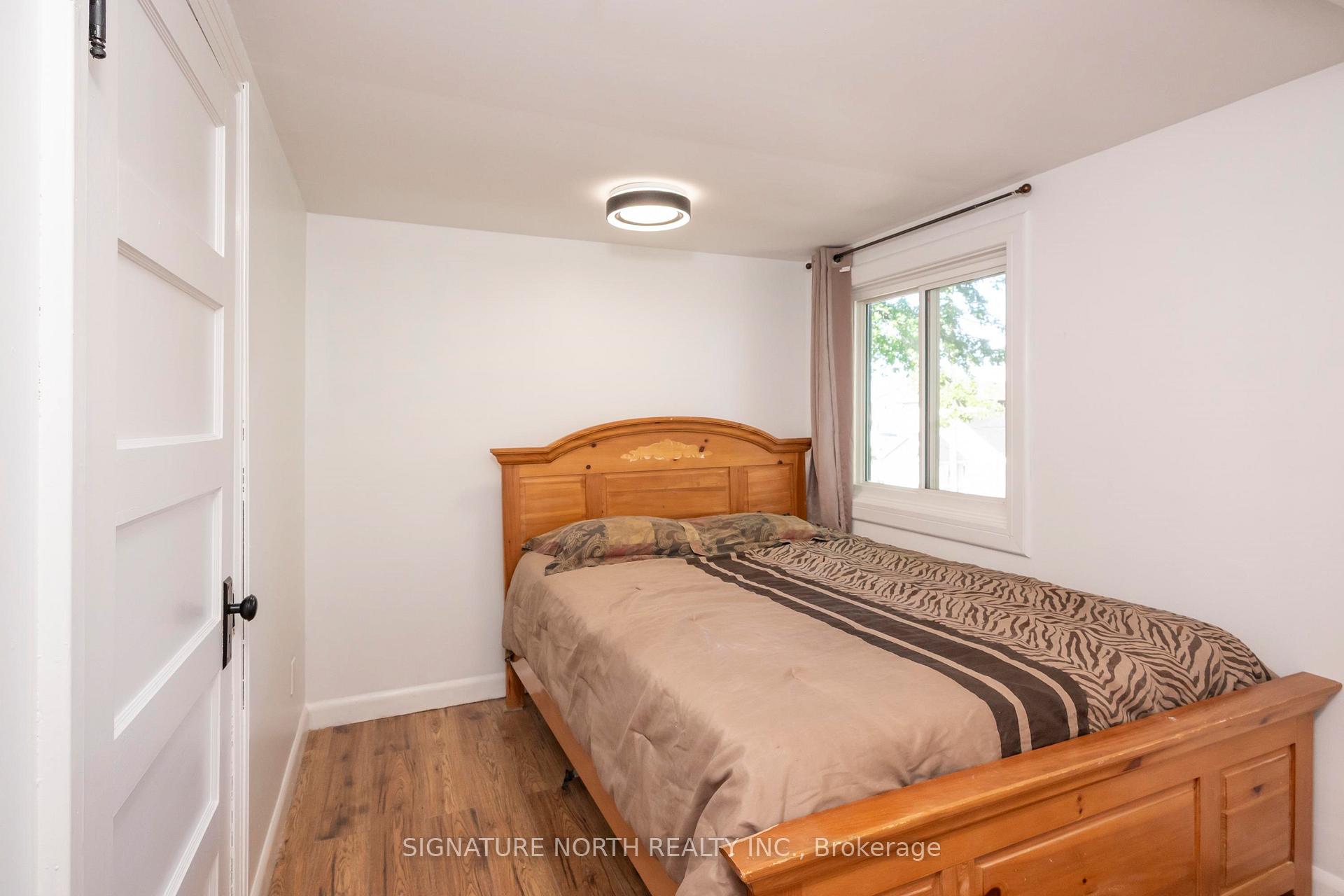 Photo 37 of 105 Machar Avenue, Thunder Bay, Court / Cumberland — HOMEH