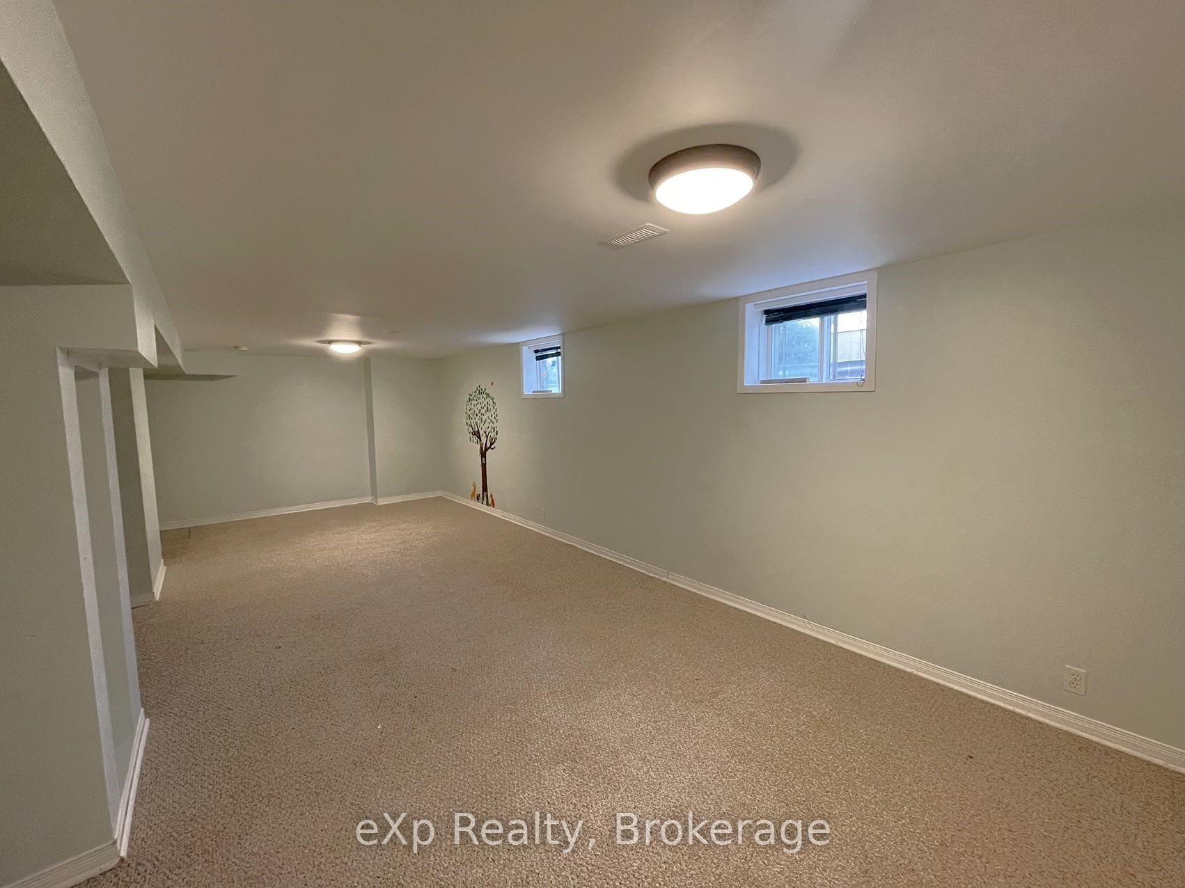 Photo 25 of 12 Sherwood Crescent, Belleville, Belleville Ward — HOMEH