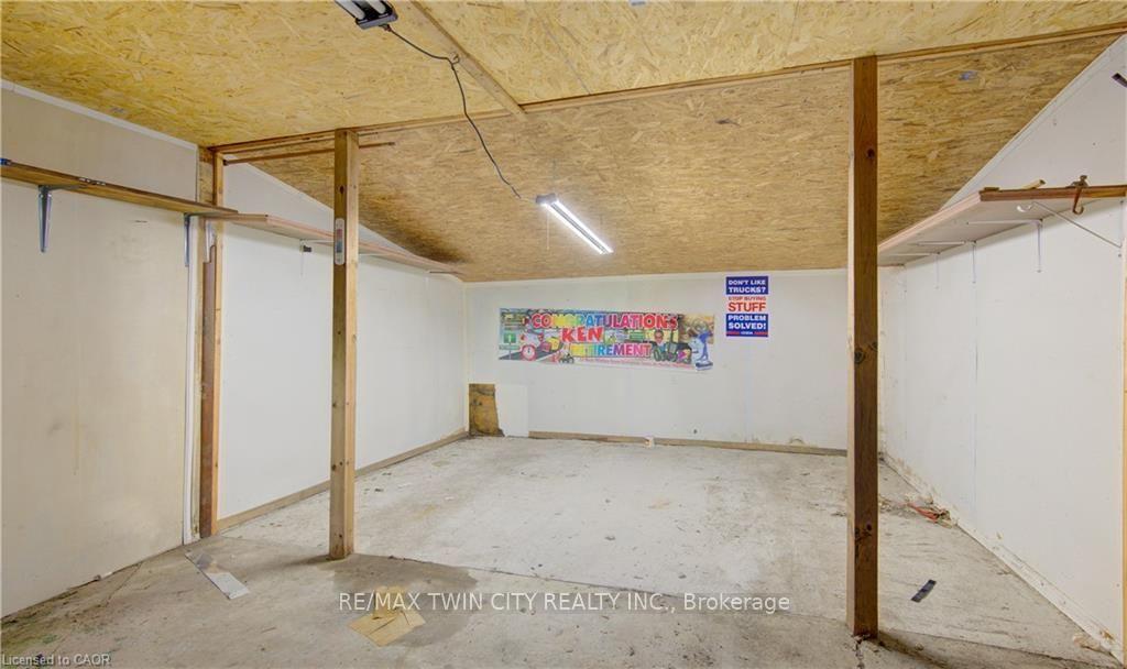 Photo 22 of 9 Rothsay Avenue, Kitchener, Heritage Park - Kitchener — HOMEH