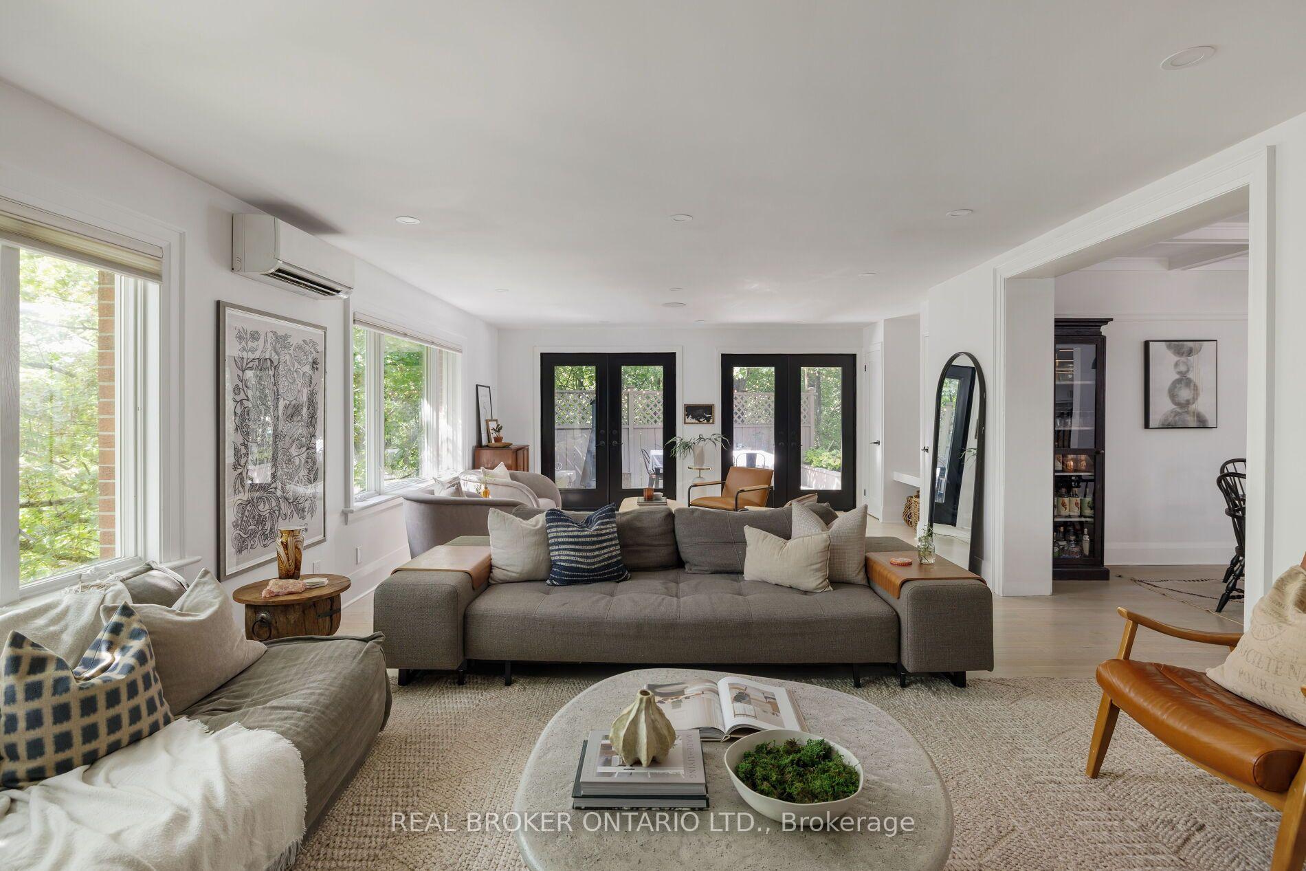 Photo 18 of 39 Beechwood Drive, Toronto, Broadview North — HOMEH