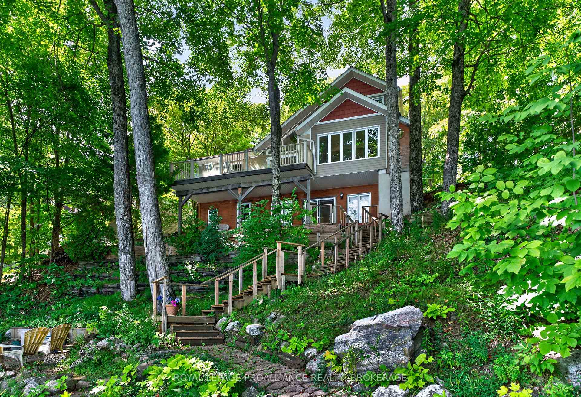 Photo 1 of 110 Maple Grove Crescent, Frontenac, Frontenac South — HOMEH