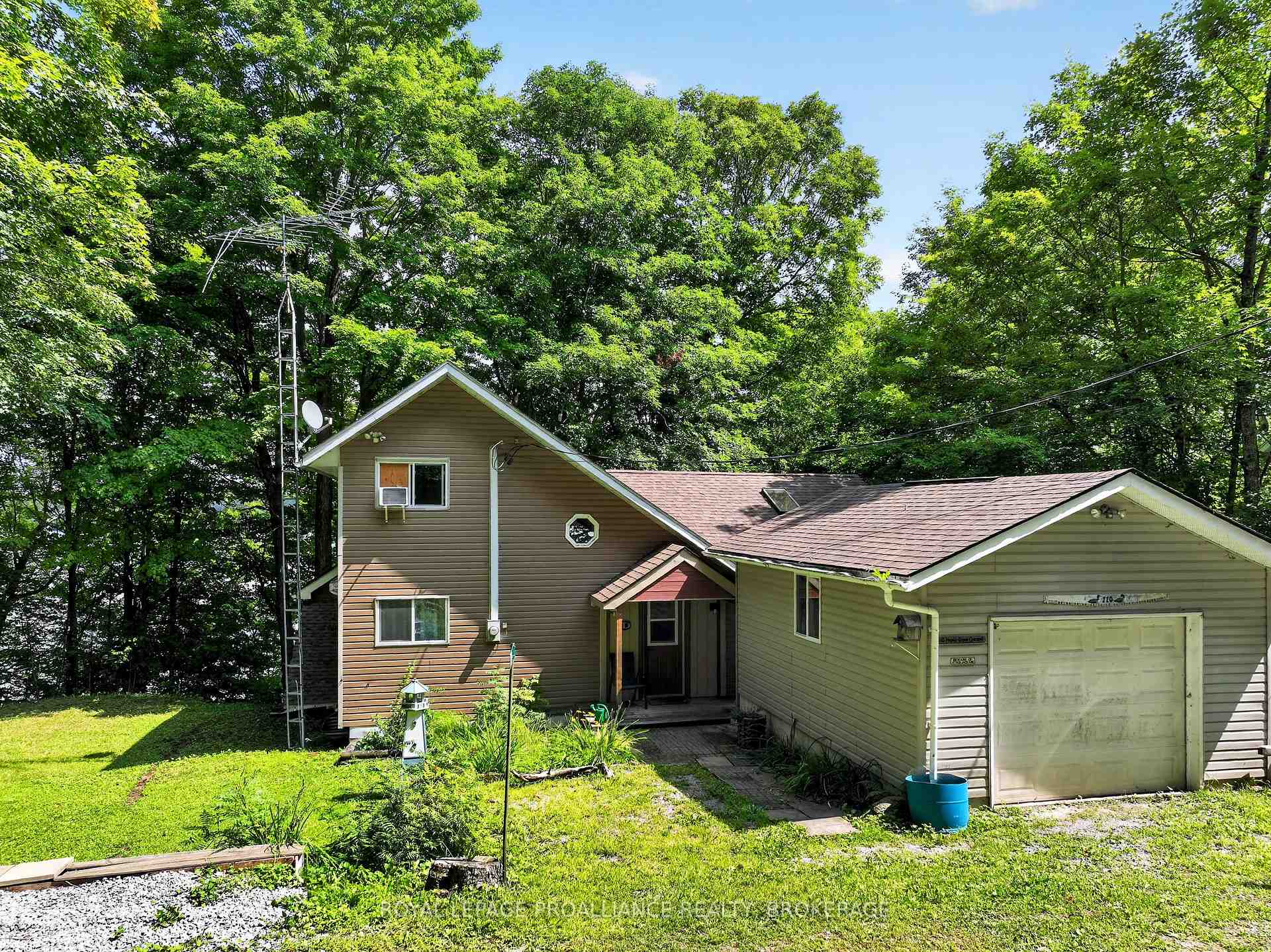 Photo 30 of 110 Maple Grove Crescent, Frontenac, Frontenac South — HOMEH