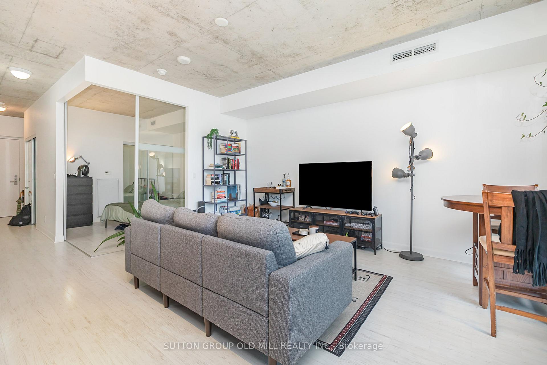 Photo 4 of Unit 704, 478 King Street W, Toronto, Waterfront Communities — HOMEH
