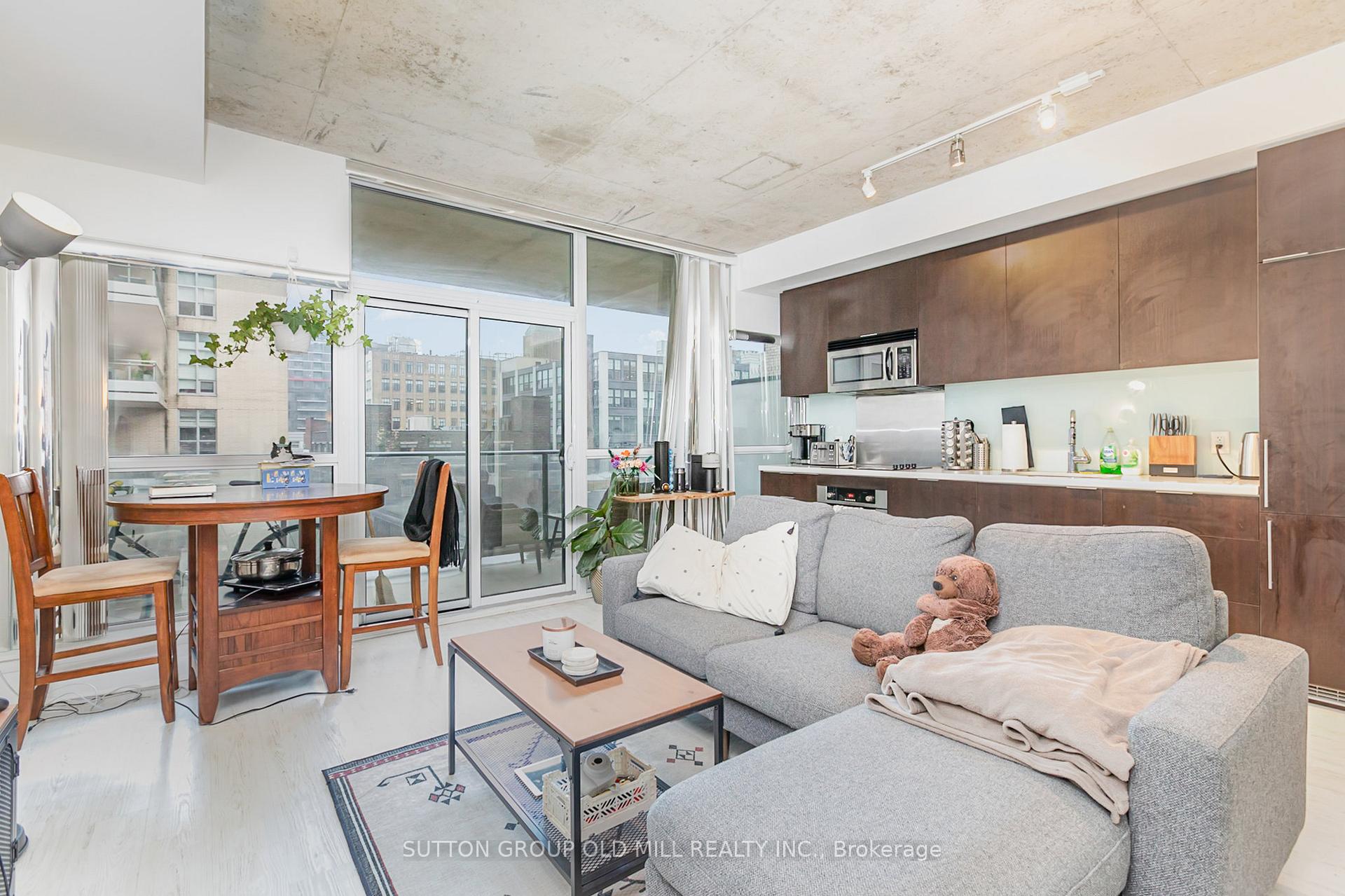 Photo 6 of Unit 704, 478 King Street W, Toronto, Waterfront Communities — HOMEH